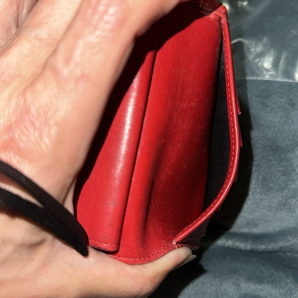 Louis Vuitton Red leather Epi wallet snap button π - Picture 8 of 13